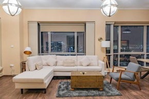 Stunning 1 bedroom with a pool in Downtown